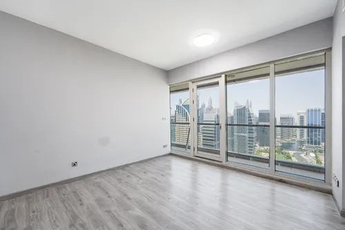 3 Bedrooms Apartment in Dubai Arch Image